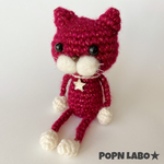 宇宙みたいな赤色キラキラねこぴ【キーホルダー可】