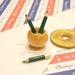 書ける✨ミニチュア鉛筆とペン立てセット