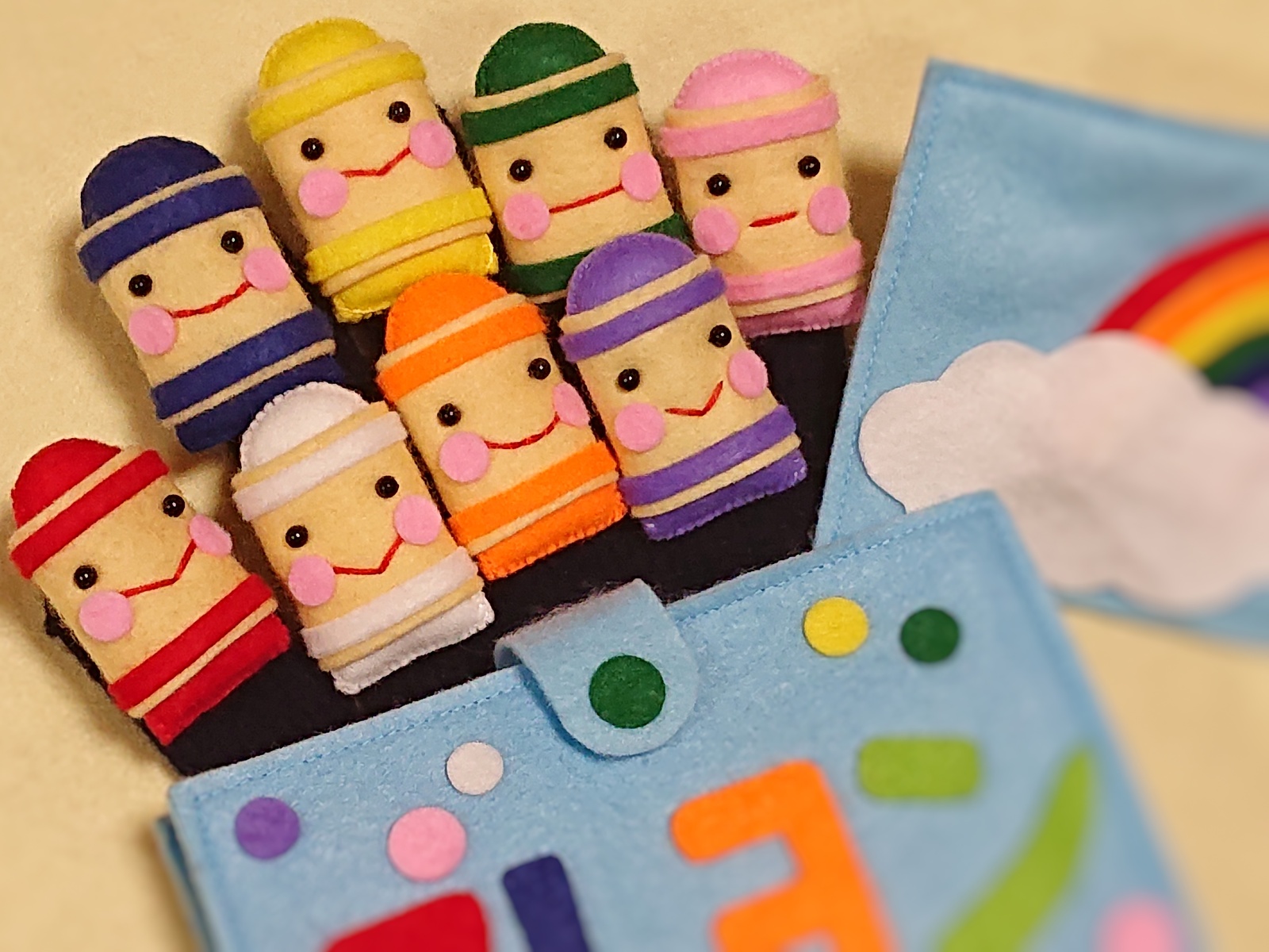 kanon様オーダー品　手袋シアター　花火　りんごコロコロ指人形 ♡再販×3♡手袋シアター☆りんごがコロコロ☆ おもちゃ・人形