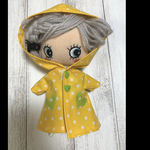 雨の日もオシャレに！黄色レインコート♡