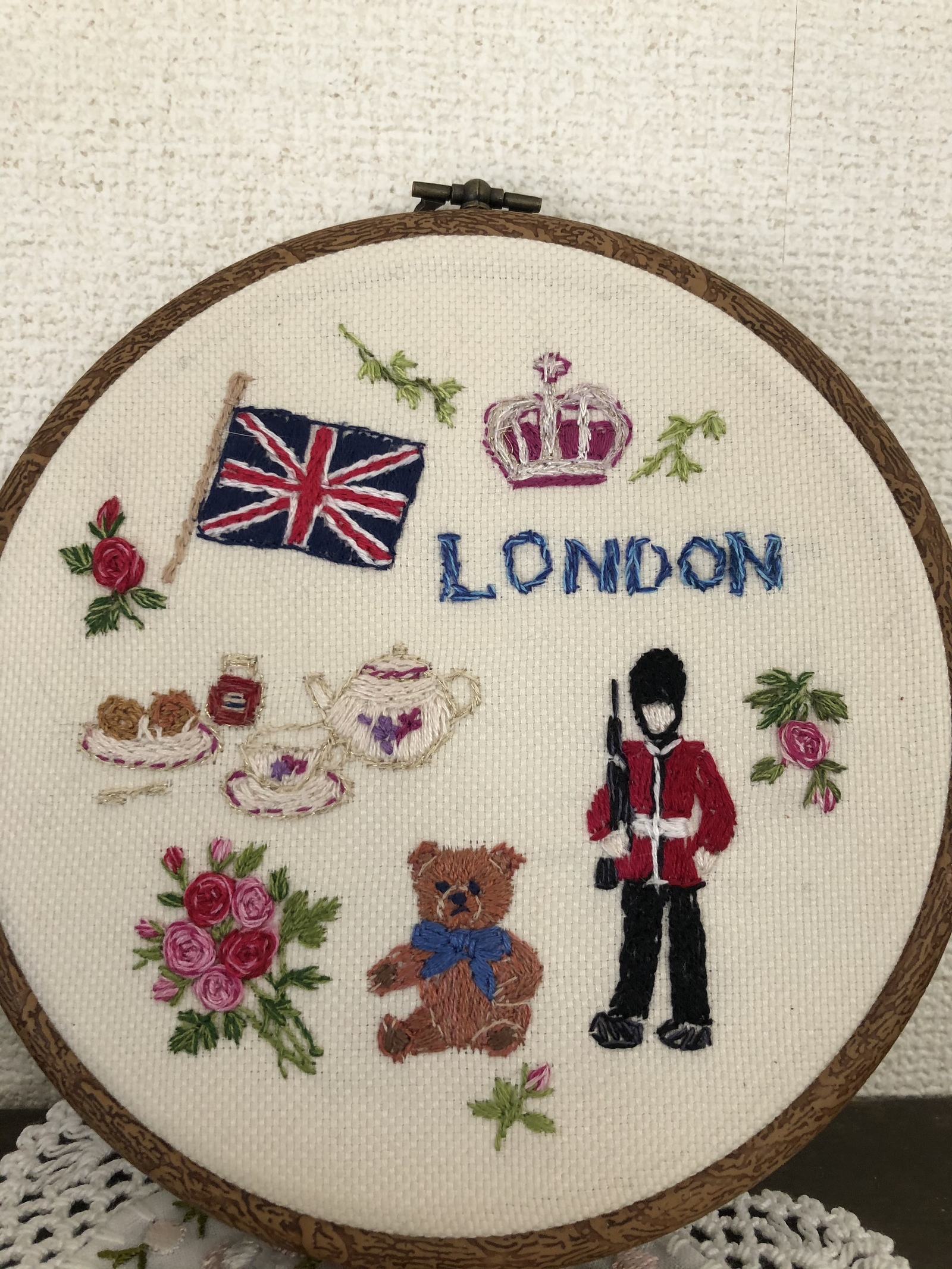 ロンドンの刺繍 壁掛け - フリューゲル GALLERY | minne byGMOペパボ