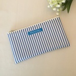 ラミネートのマスクポーチ(ストライプ)