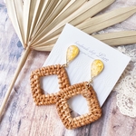 yellow flower×ラタン 大ぶり ピアス/イヤリング スクエア