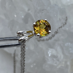 スフェーンのシンプルネックレス  ブラウン系(0.95ct)