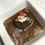 お値打ち品！チョコレートマーブルケーキのアクセサリートレイ