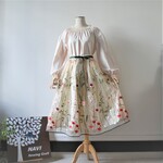 【再販🌸】お花いっぱいフェアリーな刺繍のスカート