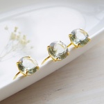 グリーンアメジスト(プラシオライト)/ヌーディーな大粒リング