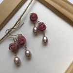 再販　薔薇ピアス ロードナイト