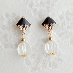 黒レトロ花ピアス　カボションピアス　クリアビーズ　再販3　アンティーク　