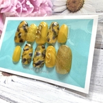 ネイルチップ　イエロー×ブラウン×ラメ