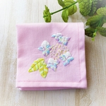 紫陽花の手刺繍ハンカチ ピンク