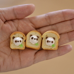 ぱんだアイスクリームトースト🐼ブローチまたはマグネット