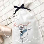 【nakaさま専用】リーズ1幕のバレリーナ刺繍巾着ポーチ