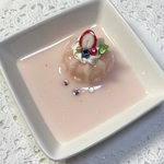 お値打ち品！ミルキーババロアのアクセサリートレイ