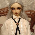 ドール用　リボンネクタイ金具赤(ブラック)