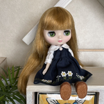 ミディブライス　outfit マーガレット刺繍ワンピース(ネイビー)