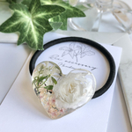 【今だけ送料無料】.*･ﾟブリザーブドフラワー×薔薇(ホワイト) レジン ヘアゴム.ﾟ･*.