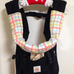 一体型よだれカバー(よだれパッド+首まわりカバー)キャンディXブラックリボン