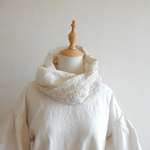 刺繍ダブルガーゼ　ペイズリー柄　スヌード　一巻き　生成り×生成り
