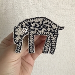 いねむりひつじさんブローチ〇ミナペルホネン