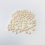 淡水真珠6.0-6.5mm　ボタン片穴　