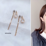 ✴︎NEW!✴︎ぷっくり雫形クリアゴールドチャームとロングチェーンロングピアス