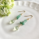 プレナイト＆エメラルド・ピアス　天然石