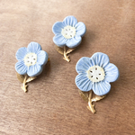 ネモフィラのブローチ 