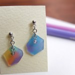 ゆれる・ぐるりいろのピアス　あめあがり