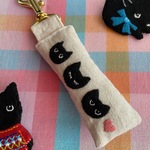黒猫顔のふかふかキーホルダー