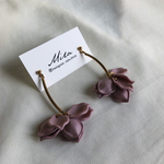 花びら　モカピンク　ピアス　イヤリング
