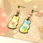 ＊お花とネコノピアス/イヤリング＊