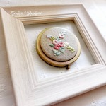 🕊️受注制作🕊️フラワーイニシャル 🌷ピルケース・コンパクトミラー