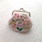 【再販】リネンと刺繍の野の花がま口2