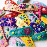おまかせ3個セット！刺繍パッチンどめ