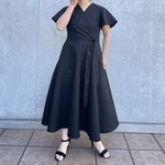 小柄さんS ■ リネンで快適！ 360°細見え 美シルエットフレアワンピース 黒【２size展開】OTM-006 010961