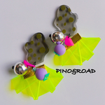 neon color        yellow