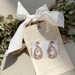 新作♡｡+おはじき×パール×レジンドライフラワー　イヤリング　ピアス