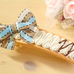 生クリームリボンのバレッタ（水色チョコ）