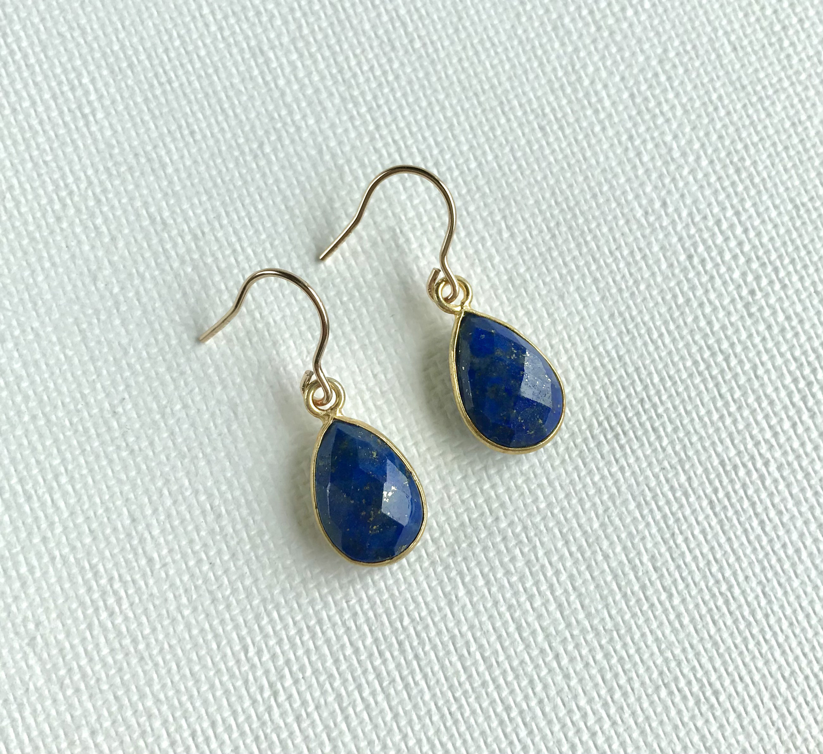 AAAクラス！ラピスラズリのシンプルピアス、イヤリング