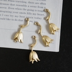 import【6個】metal charm＊チューリップ メタルチャーム スティックパーツ フラワーモチーフ マットゴールド