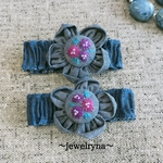 2way✨デニムコーデに合う✨　大人カジュアル刺繍花　アームバンド　豪華版（アームカバー留め　ボリューム袖　お誕生日　還暦祝い　プチギフト　おしゃれ　可愛い）