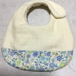 よだれの多い子用スタイ　防水スタイ　(透湿防水)