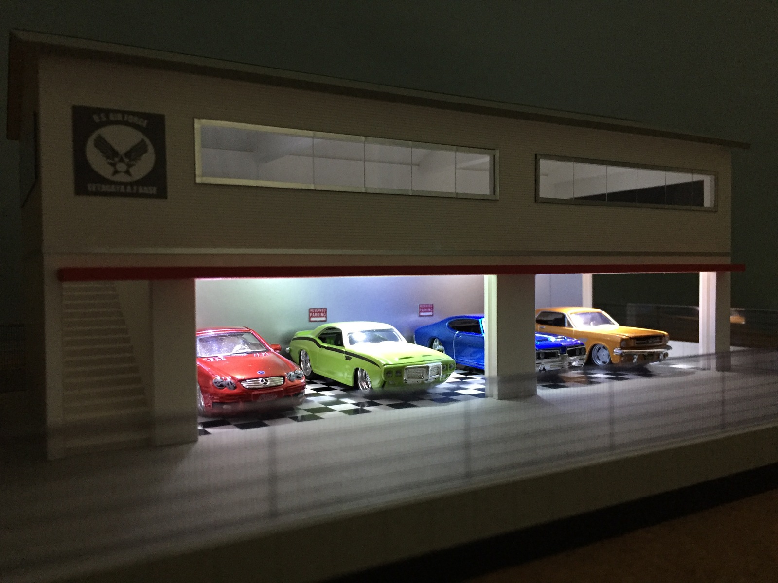1/64 世田谷ベースタイプガレージ（外構付） - Design Factory