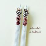母の日ギフト♥︎おとなchocolateのボールペン(左)
