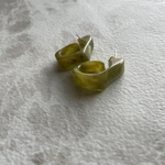 only pierce！グリーンマーブル変形ピアス
