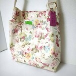 ななめ掛けできるショルダーバッグ（ローズガーデンver.3)