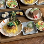 カフェ風てりたまチキン丼deランチ