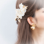 ◇ピアス◇華やかなお花のピアス　シルバー　ゴールド　ウェディング　ブライダル　前撮り　二次会　パーティ