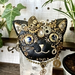 メタリック猫ブローチ 黒猫×歯車